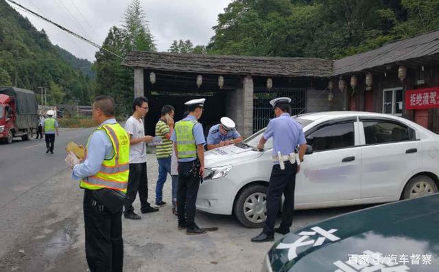 喝完一瓶啤酒过多久才能开车？交警：过了这个点，查不出一点酒精