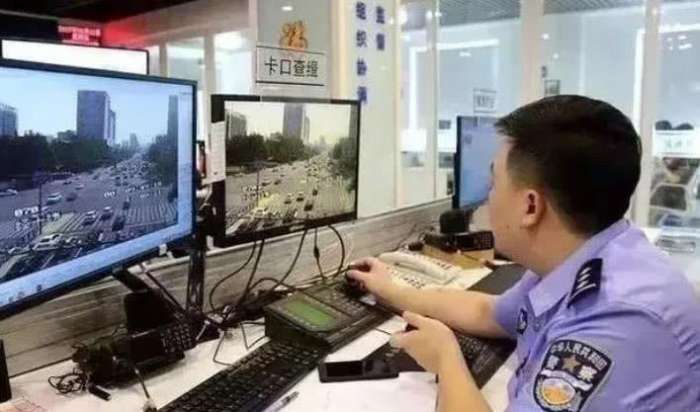 违章拍照又出新花样! 一周内上万车主被拍, 清晰度堪比现场直播