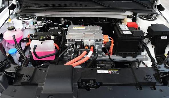 2021款野马斯派卡EV,运动型车身更辣眼