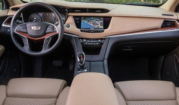 新款凯迪拉克XT5,动感强、油耗低(值得信赖)