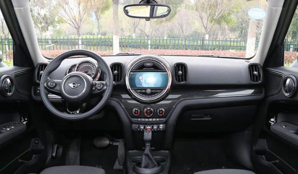 MINI COUNTRYMAN限量版,限量200台(因为限量而珍贵)