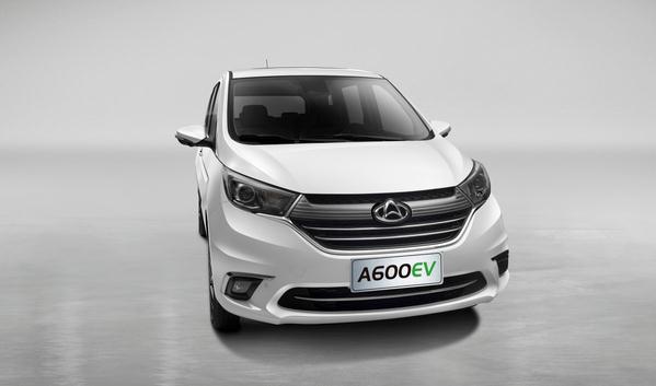 长安欧尚A600EV上市,纯电动车型(续航402公里)