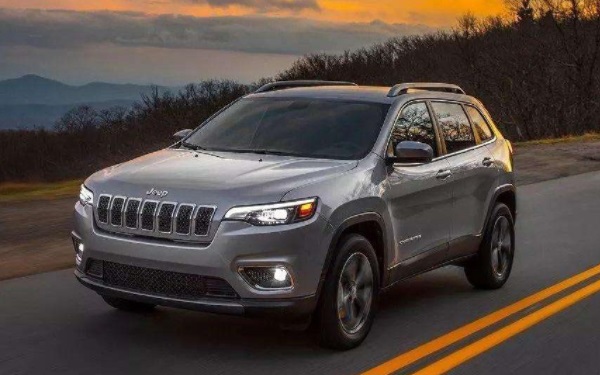 2021款jeep自由光 jeep自由光怎么样