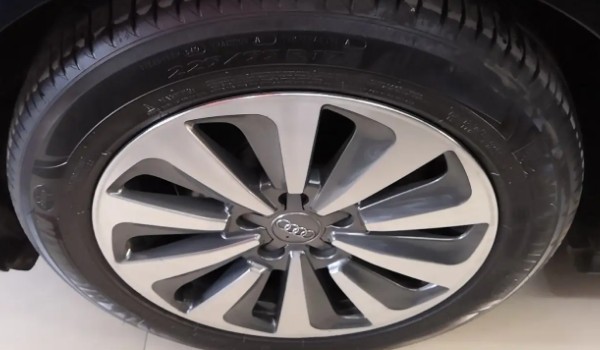 奥迪a6l轮胎规格型号 a6l的轮胎尺寸为255/40 r20