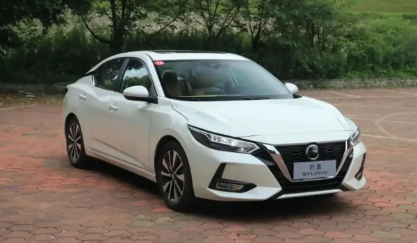 日产轩逸二手车价格 市场成交价3万起(前三年保值率64%)