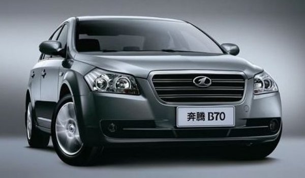 08老款奔腾b70油耗,实测百公里油耗8L(搭载2.0L和1.8T两款发动机)