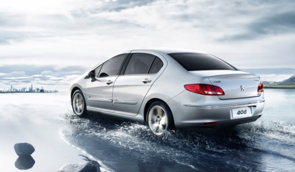 16年标致408二手车卖多少钱 车辆售价4~7万元之间(根据车况确定)