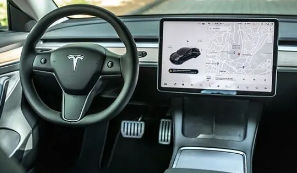 特斯拉model 3续航多少 续航最远可达675km(两台永磁同步电机)