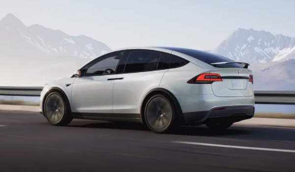 特斯拉suv价格 Model y/ Model x售价31.69-100.00万元(只有两款车型)