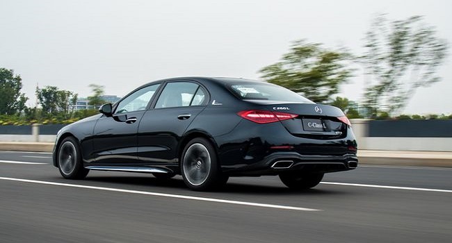 奔驰c260l皓夜运动版落地价是39.63万元,多种颜色任你选