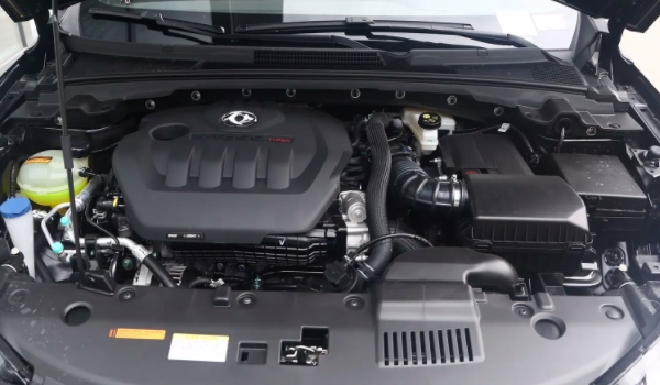 东风风神奕炫gs2021新款车 车辆燃油经济性好（百公里耗油量5.8~6.7升）