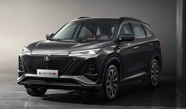 长安cs75plus的油耗怎么样 油耗实测8.4L(一公里消耗6毛钱)