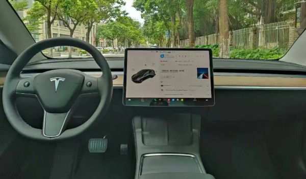 model3价格是多少 2022款model3售价26万(分期首付7万)