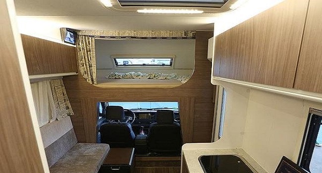 房车价格10万一20万，自驾游的最佳选择