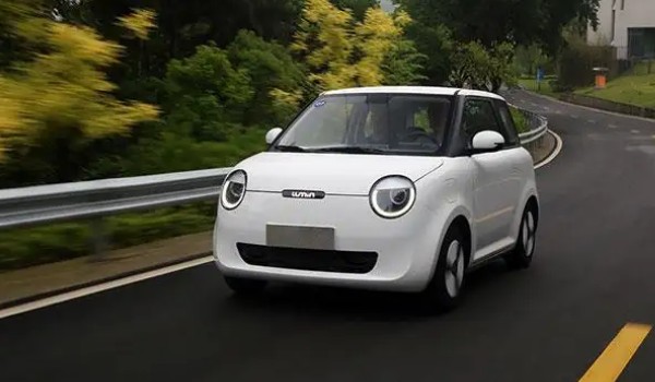 10万以下纯电动汽车排名 宏光miniev排第一(新车售价3万一辆)