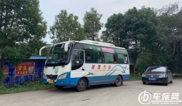 中型客车核载多少人 大于9人小于20人(要求B1驾驶证)