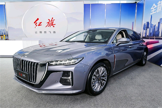 红旗H5新款2023款价格图片，豪华中型轿车中的新秀（国产领跑者）
