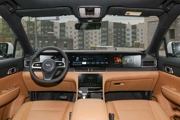 理想ONE汽车报价及图片，新车34.98万一辆(分期首付10.49万)