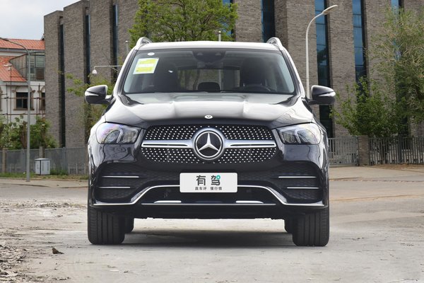 奔驰gle350最新价格2023款图片,首付20.99万(36期月供15074元)
