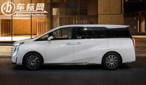 传祺e9新车多少钱一辆 2023款新车32万(分期首付9万)