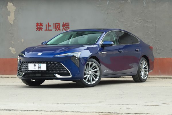 别克君越2023新款价格图片,2023款售价17.99万(分期首付7.7万)