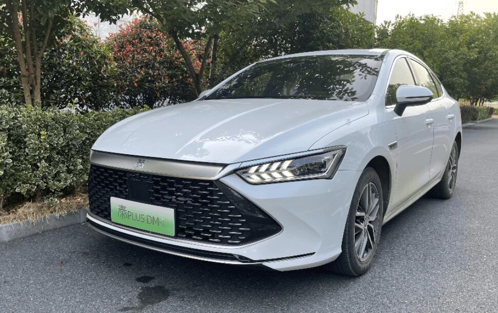 油电混合车10万左右车型推荐,推荐国产混动车始祖比亚迪秦