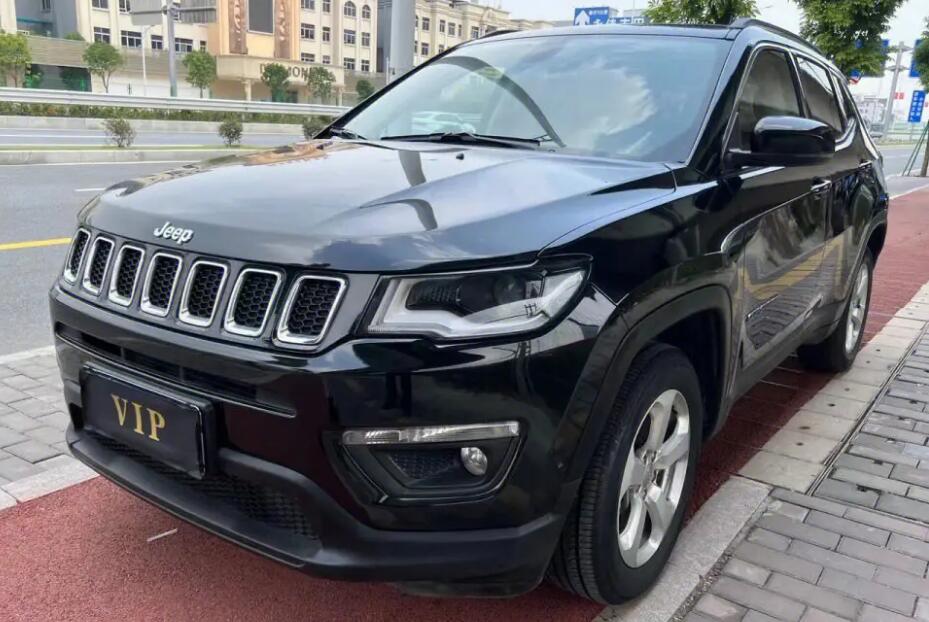 JEEP指南者怎么样，越野性能还是很强(目前已经停产)