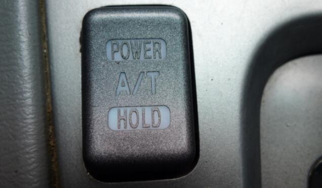 POWER是什么意思,只有中高端车型才有的一键启动按钮