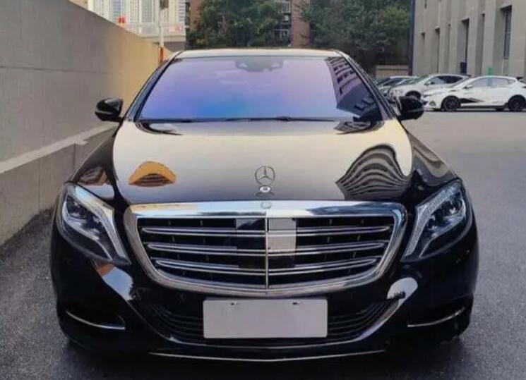 迈巴赫s600报价，市场价210万起(曾是奔驰最顶级的车型)