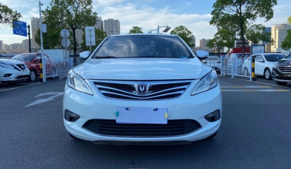 长安逸动是合资车还是国产车 属于是国产车(是长安汽车品牌旗下)