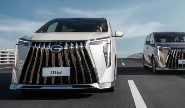 传祺m8商务车报价2022款价格 新车报价17.98万元(全款19.58万)