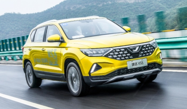 大众捷达2022款报价VS5 厂商指导价格8.68万元到11.79万元(紧凑型SUV)