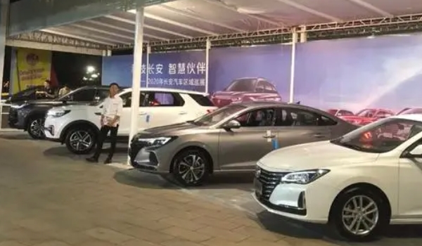 买车哪个便宜 年中、活动、车展、新车上市后买车便宜
