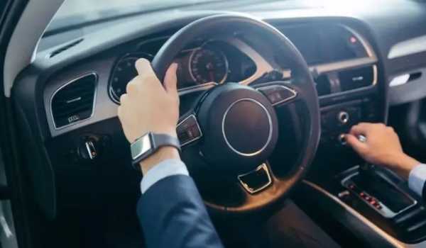 起步要热车吗 要热车(时间控制1-2分钟)