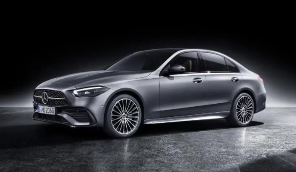 奔驰c260l新车2023款 新车售价35.18万(全款落地39.50万)