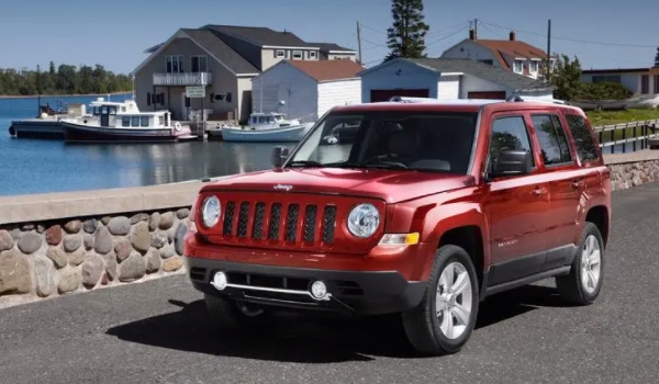 JEEP是那个国家车 美国的汽车品牌(隶属于戴姆勒克莱斯勒公司所有)