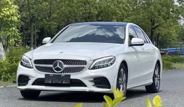奔驰C260L新车报价2022款 22款停产(23款新车售价35.18万)