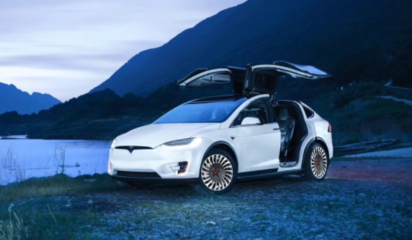 特斯拉汽车2023款最新款价格 新款售价25.99万到83.89万