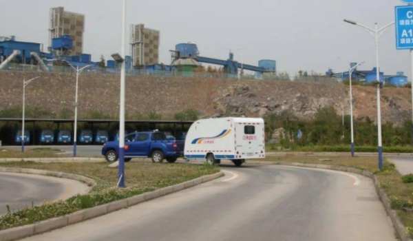 持c1驾照可以开什么车 可以驾驶小型汽车(依法领取的相关证件)