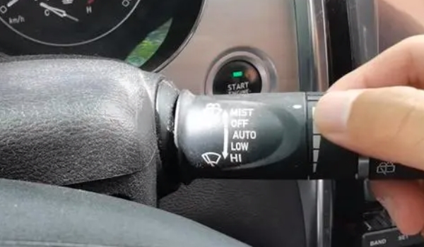 车上AUTO键是什么意思? 是车辆上的相关自动功能(使用效果非常不错) — 车标大全网
