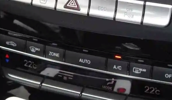 车上AUTO键是什么意思?干什么用的 车辆上的自动功能(使用效果很不错)