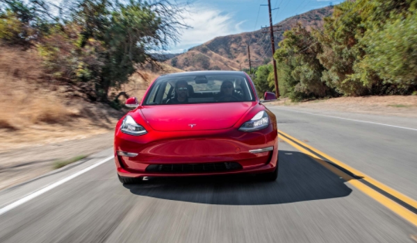 特斯拉model 3最新价格 全款落地价格26.95万元(可分期购买)