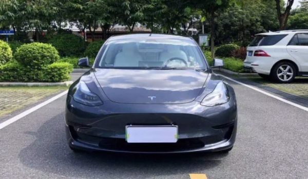 特斯拉model 3最新价格 全款落地价格26.95万元(可分期购买)