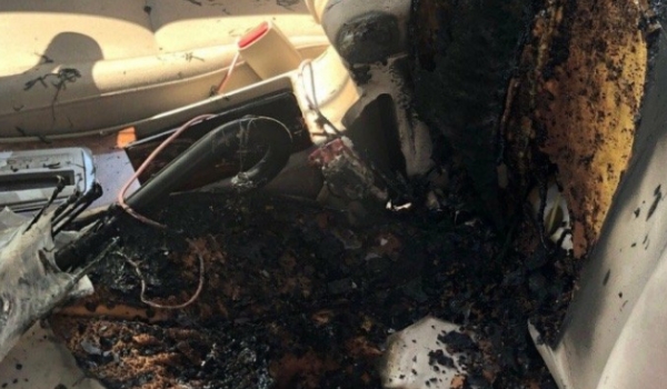 充电宝放在车里面会爆炸吗 容易产生爆炸的可能性（不宜存放在球场）