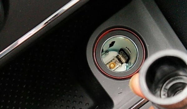 汽车点烟器通用吗 是属于通用的类型(可以放心使用)
