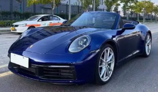 保时捷911报价 新车售价129.80万元(跑车)