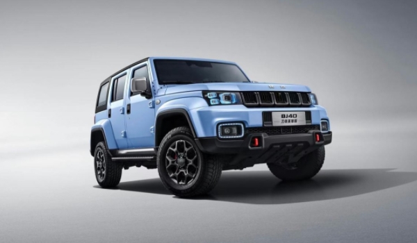 bj40汽车报价及图片 全款落地价格为19.58万元(城市猎人版先锋型)