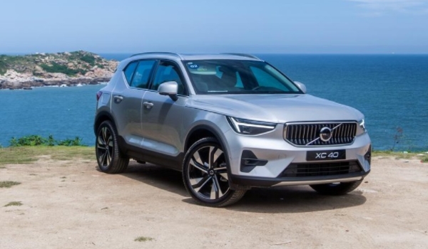 XC40沃尔沃2023款落地价 入门车型落地29.17万元(必要花费13868元)