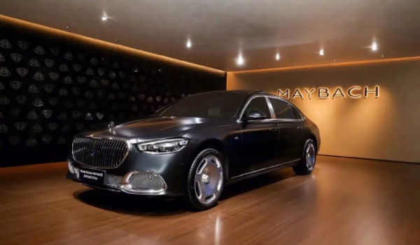 MAYBACH是什么车 车辆的品牌为迈巴赫(德国的汽车品牌)