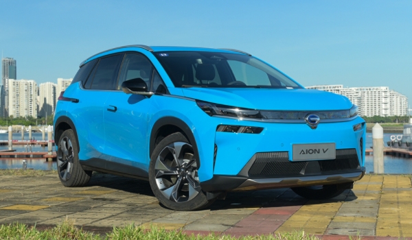 广汽埃安新能源AION V报价 AION V售价15.99万元